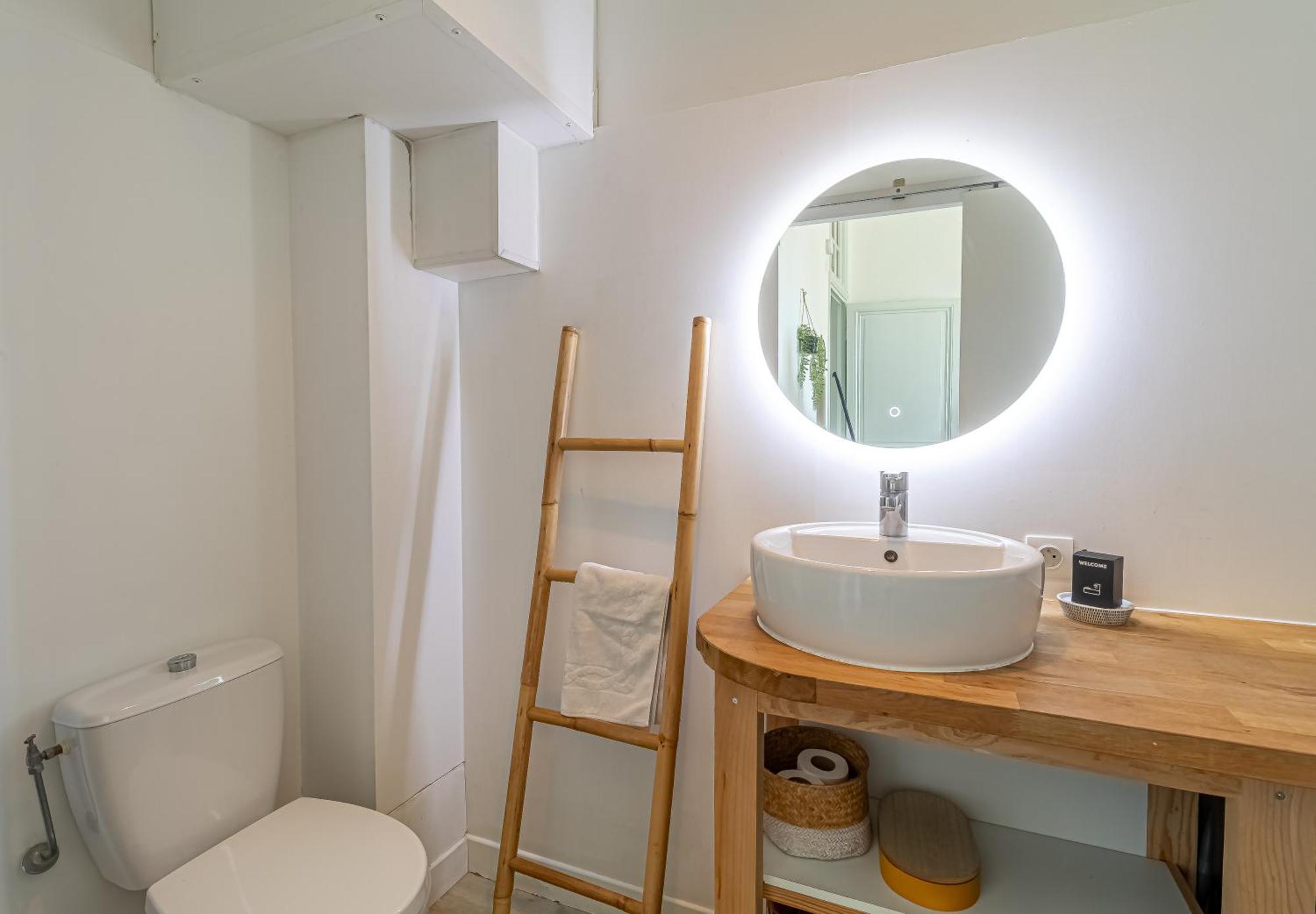 Charming Studio In The Heart Of Menton Exterior photo