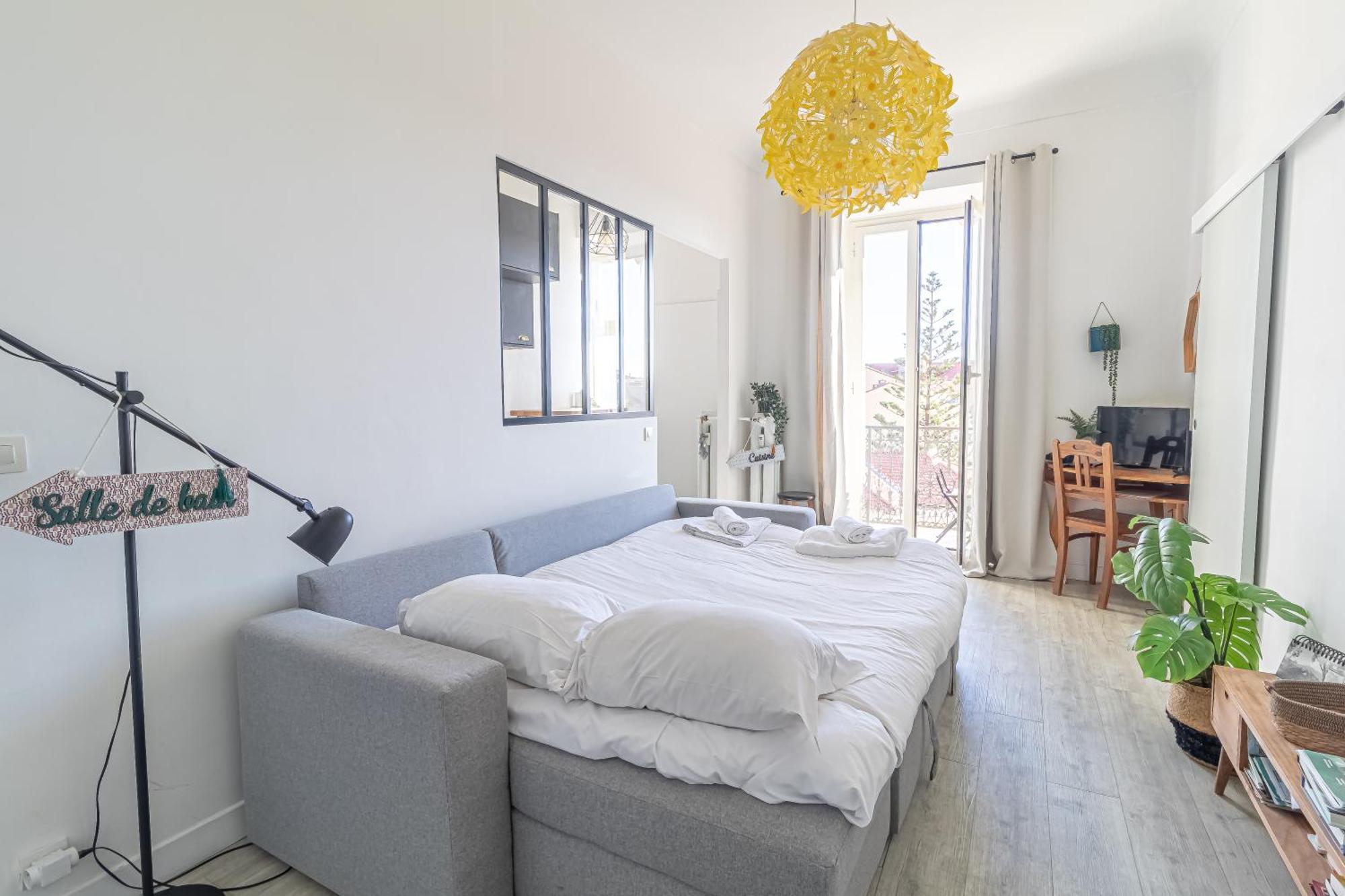 Charming Studio In The Heart Of Menton Exterior photo